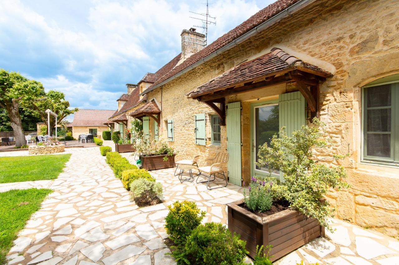 Hotel De La Ferme Lamy Meyrals Экстерьер фото